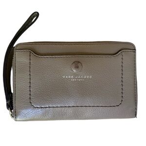 Marc Jacobs - Leather Wristlet